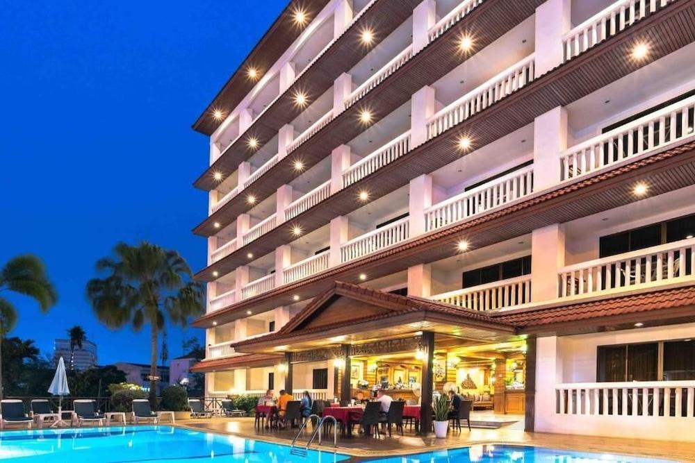 The Residence Garden Pattaya Exterior foto