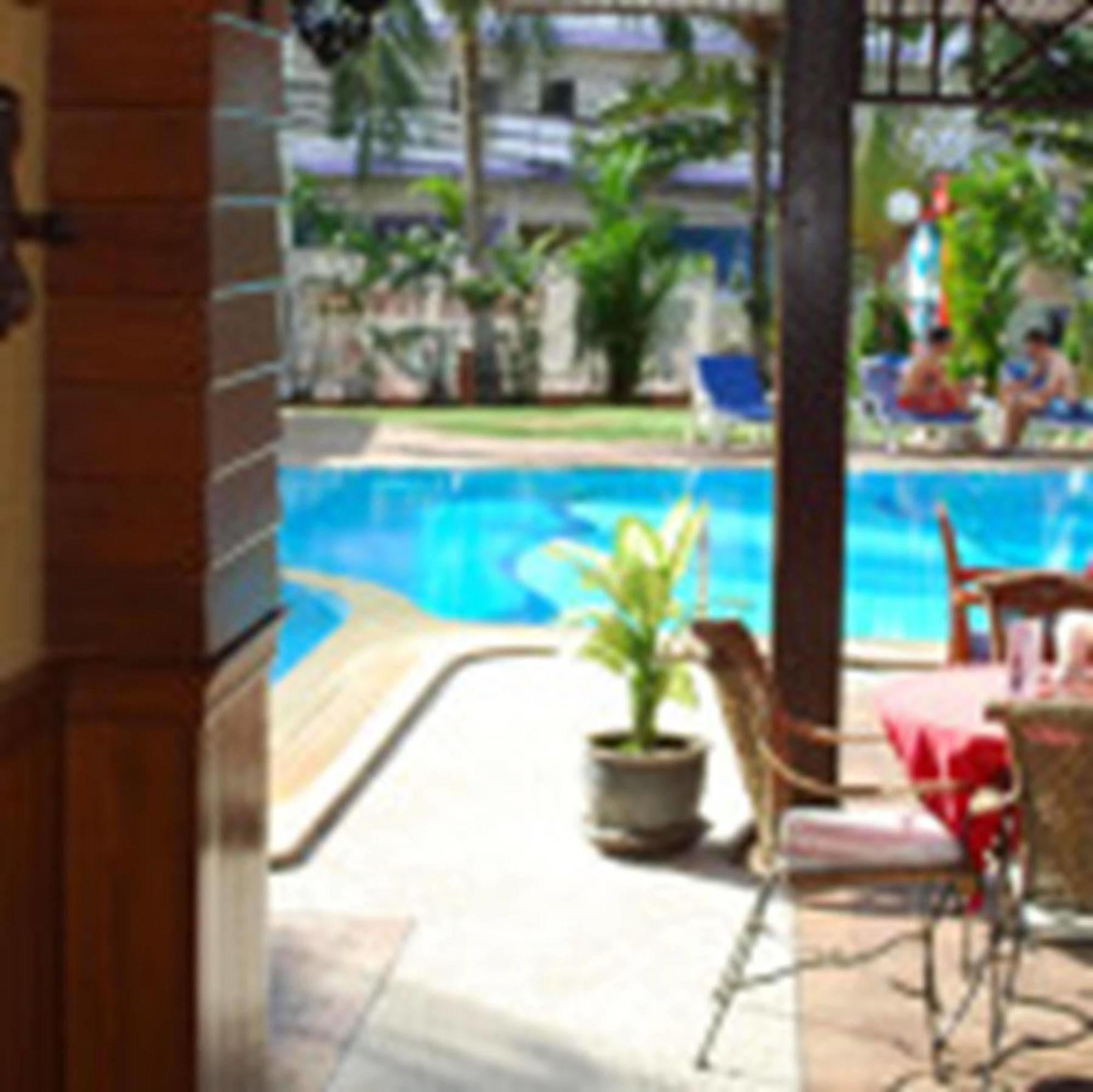 The Residence Garden Pattaya Exterior foto